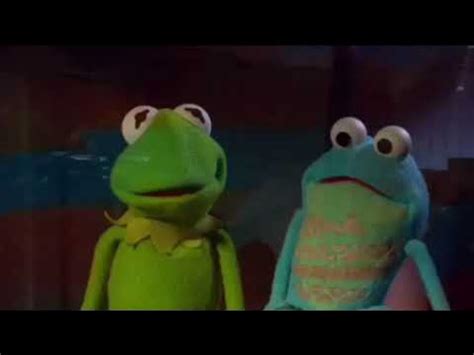 Kermit's Swamp Years - Kermit and Croaker meet Vicki - YouTube