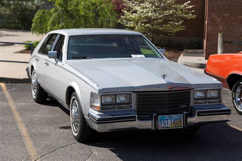 1993 Cadillac Eldorado Base - Coupe 4.9L V8 auto