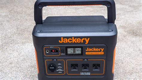 Jackery Explorer 1000 Portable Power Station Review - GearOpen.com