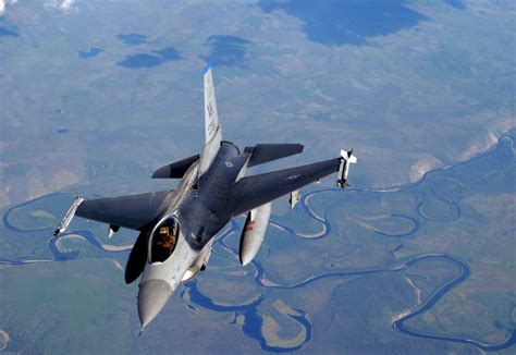 F-16 Combat Fighter Jet - US Air Force | Defence Forum & Military ...