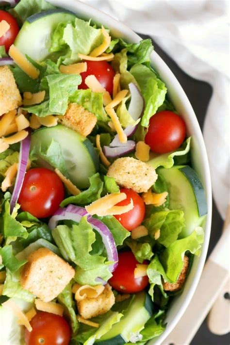 Classic House Salad | Recipe | Recipe | Side salad recipes, Salad recipes for dinner, Lettuce ...