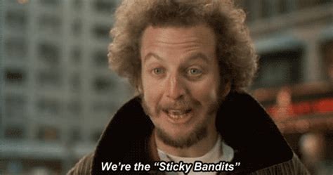 Sticky Bandits > Wet Bandits | 25 Reasons Why "Home Alone 2" Is Way Better Than The Original ...