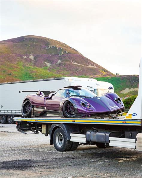 Dashcam Captures Hamilton’s Bespoke Pagani Zonda 760 LH Crashing | Carscoops