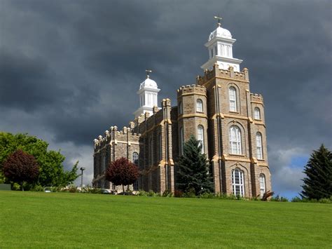 Logan Utah Temple Photograph Gallery | ChurchofJesusChristTemples.org