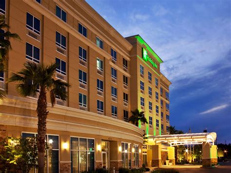 Affordable Hotels in Gulfport, MS Near GPT Airport | Holiday Inn Gulfport-Airport