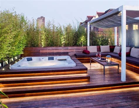 10+ Hot Tub In Small Backyard