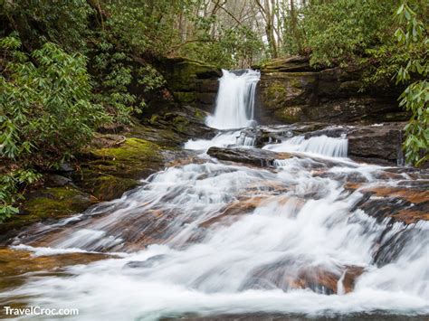 Hiking in Helen GA | 10 Best Hikes In Helen GA Some with Waterfalls