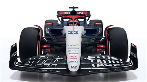 FIRST LOOK: AlphaTauri reveal livery for 2023 AT04 at glitzy New York F1 season launch | Formula 1®