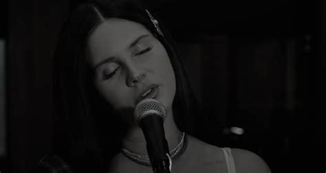 Lana Del Rey Performs 'Arcadia' on 'Colbert': Watch