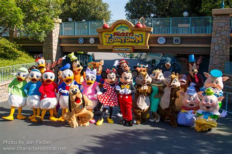 Disneyland Resort Closing Ceremony at Disney Character Central