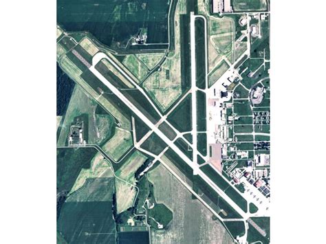 Sioux Gateway Airport/Col. Bud Day Field - Geographic Facts & Maps ...