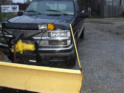 Purchase used Chevrolet Silverado Pickup Truck PLOW chevy 4x4 GMC ...