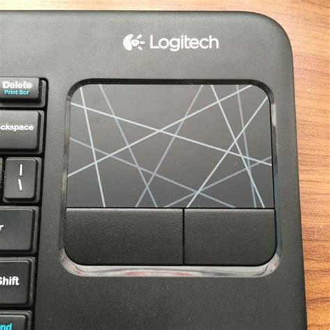 Logitech K400r Bluetooth Keyboard, Computers & Tech, Parts ...