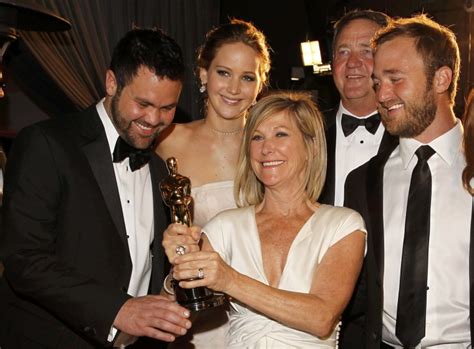 Jennifer Lawrence: My parents took my Oscar!