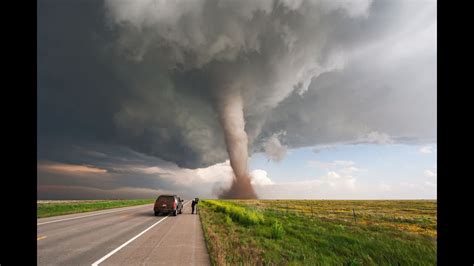 Tornados (En el ojo de la tormenta) - YouTube