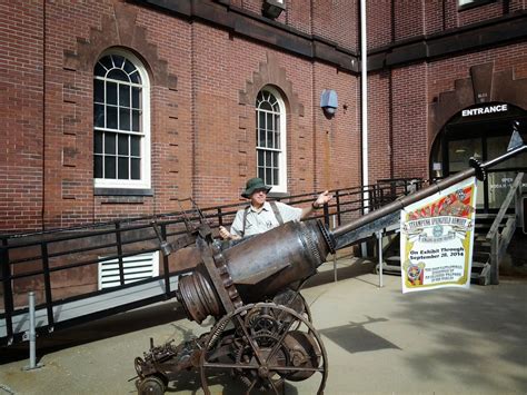 Sipsey Street Irregulars: My Sunday visit to the Springfield Armory Museum.