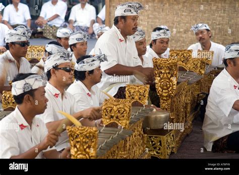 Traditional Balinese Gamelan musicians Bali Indonesia Stock Photo - Alamy