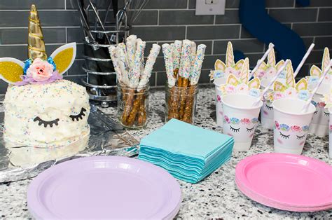 Budget-Friendly Unicorn Birthday Party | AllMomDoes