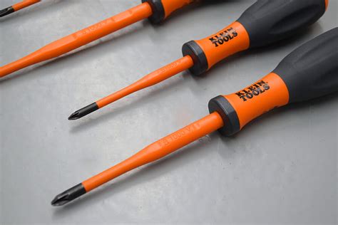 Klein Tools VDE Insulated 5 Piece Screwdriver Set Expert Review | EC4U