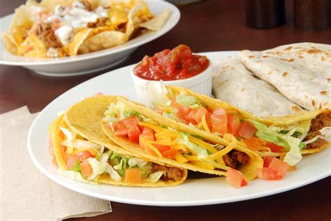 Tacos And Nachos Royalty Free Stock Images - Image: 17132749