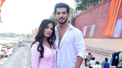 Arjun Bijlani & Nikki Sharma express their gratitude as their show ...