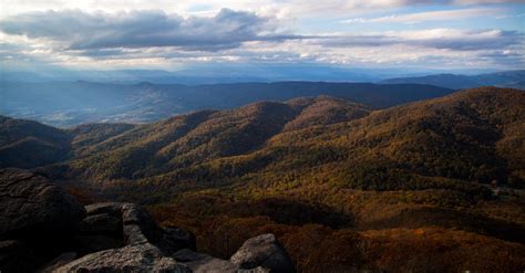 10 Blue Ridge Mountains Hiking Trails | Roanoke, VA