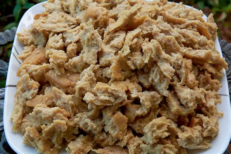 Shreddable chicken style seitan 🍽 - James Strange | Recipe | Seitan, Recipes, Vegan recipes