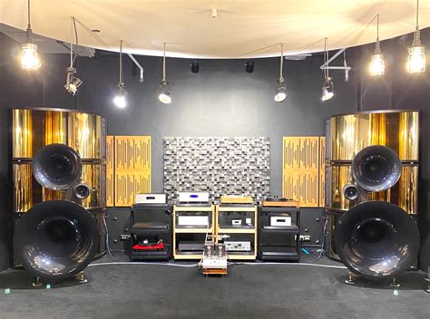 Avantgarde Acoustics Trio Luxury Edition 26 Gold, Audio, Soundbars ...