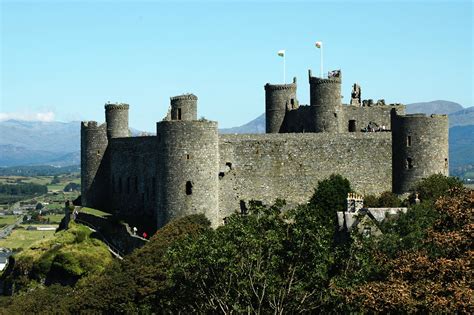 Harlech Castle, North Wales | Flickr - Photo Sharing!