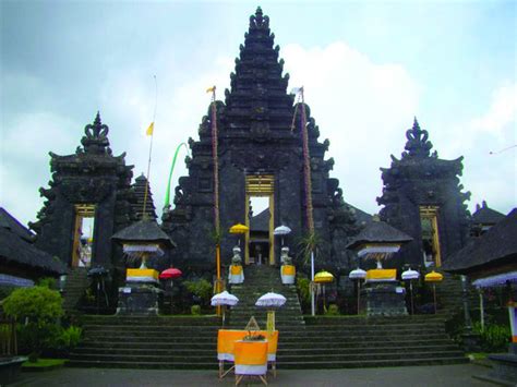 Tempat Ibadah Agama Hindu