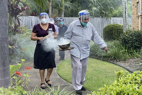 Smoking Ceremony at Regis Greenbank | Regis Aged Care