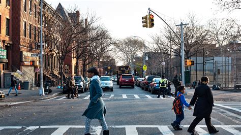 Clinton Hill, Brooklyn, a Neighborhood in Transition - The New York Times