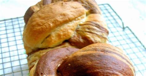 Peng's Kitchen: Chocolate Marble Bread Loaf