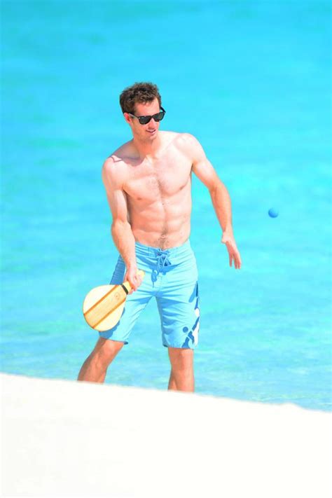 Andy Murray Hits The Beach In Ibiza | Oh yes I am