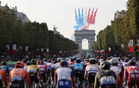 Champs-Élysées to be turned into 'extraordinary garden' in €200m ...