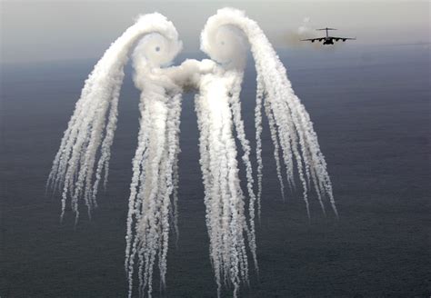 File:C17-Vortex.JPG - Wikipedia, the free encyclopedia