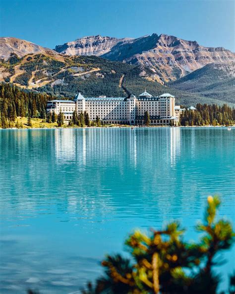 Banff & Lake Louise Tourism on Twitter in 2021 | Chateau lake louise, Fairmont lake louise, Lake ...