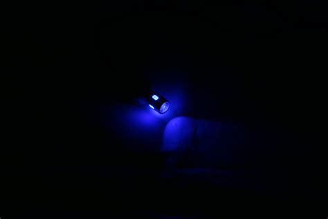 T10 LED Bulb replacement (Blue) Two bulbs – RedLine LumTronix Inc.