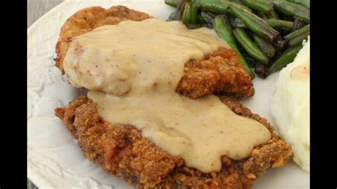 How To Make Chicken Fried Steak With White Gravy: The Best Country Fried Steak Recipe – Happily ...