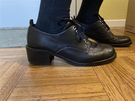 Help me find these 90’s heels : r/HelpMeFind