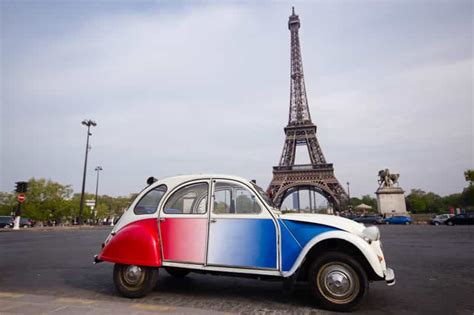 Paris: Private City Highlights Vintage Citroen 2CV Tour with Transfer | GetYourGuide