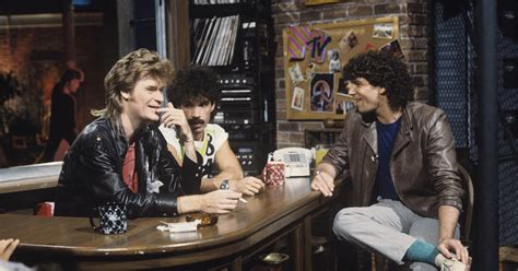 MTV's original VJs reminisce about the network's golden era - CBS News