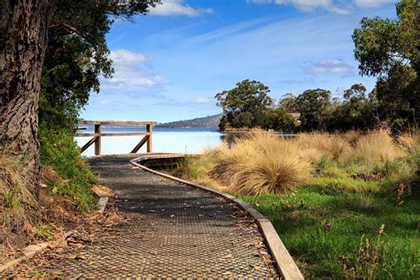 Tasmania Weather - Real customer reviews of the weather in Tasmania