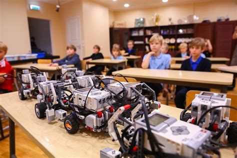 Top 5 Online Robotics Classes for Kids (Updated 2024)