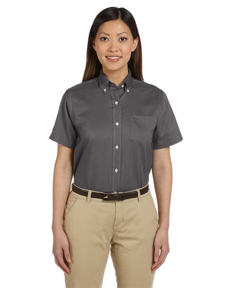 Van Heusen 59850 Women's Short-Sleeve Wrinkle-Resistant Oxford $19.26