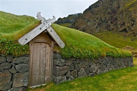 Viking-style house, Iceland. | Viking house, Vikings, Architecture