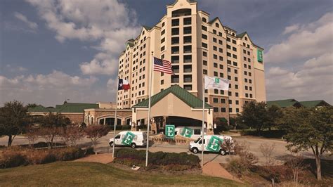 10 Best Hotels Near DFW Airport: Dallas Fort Worth Airport Hotels