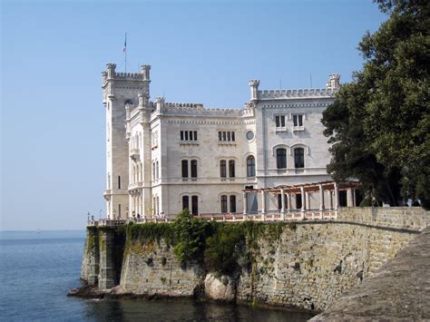 The Miramare Castle in Trieste, Italy image - Free stock photo - Public Domain photo - CC0 Images