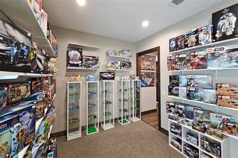 Lego garage store sells toy sets, collectibles to Round Rock | Community Impact