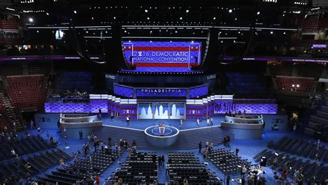 DNC LIVE STREAM: Watch Democratic National Convention Online